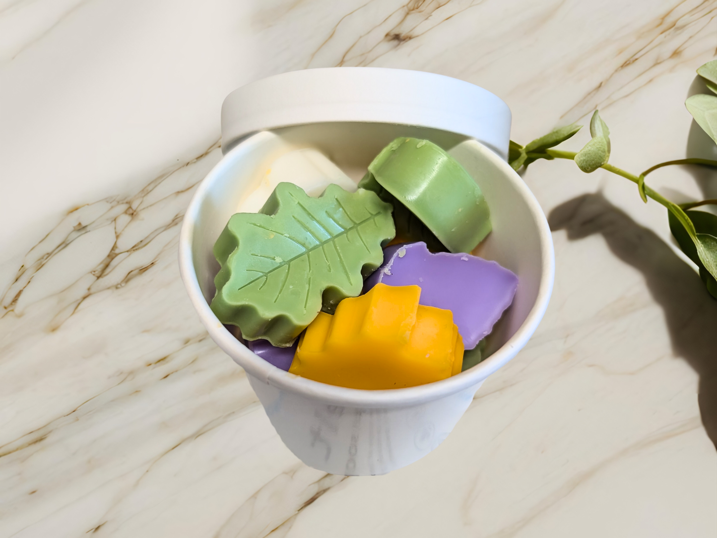 Autumn Leaves Wax Melts – Set of Seasonal Leaf-Shaped Melts – Limited Edition Fall Scents – Handcrafted Wax Tarts for Warmers