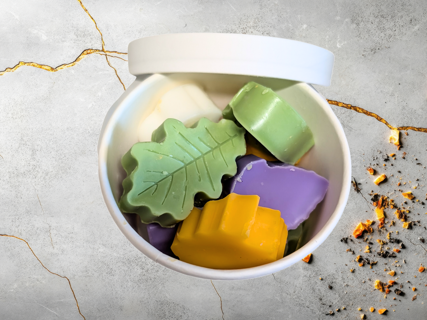 Autumn Leaves Wax Melts – Set of Seasonal Leaf-Shaped Melts – Limited Edition Fall Scents – Handcrafted Wax Tarts for Warmers