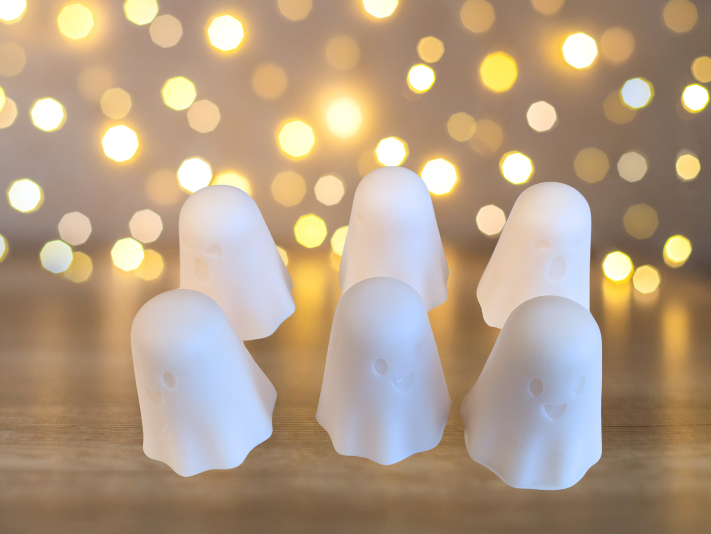 Set of 4 Ghost-Shaped Wax Melts – Halloween Limited Edition – Fall Spooky Scents – Handcrafted Seasonal Home Fragrance