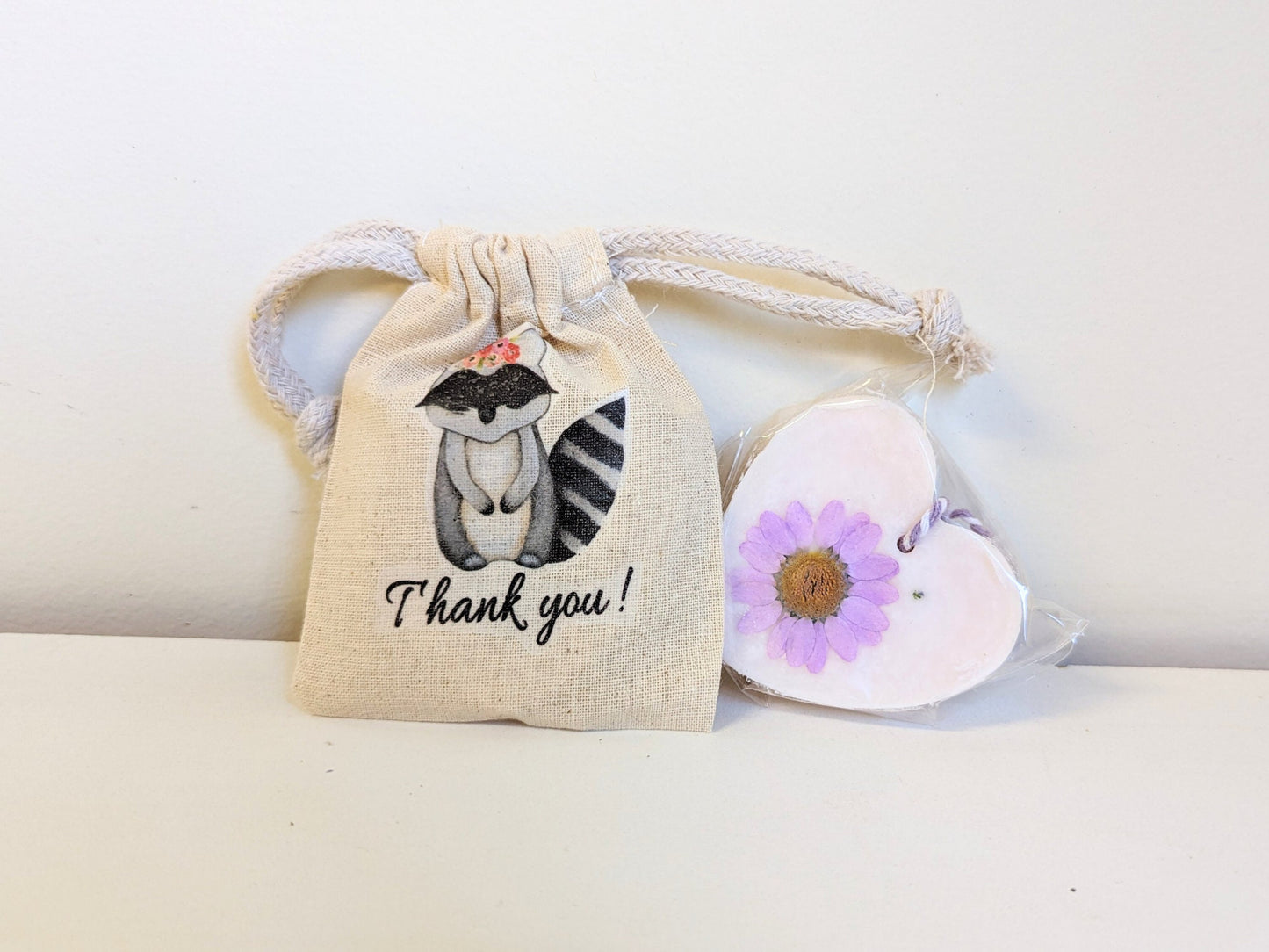 Baby shower favors . Woodland favors. Scented wax sachets . Personalized favor bags. woodland favors. Wax melts gift for guests