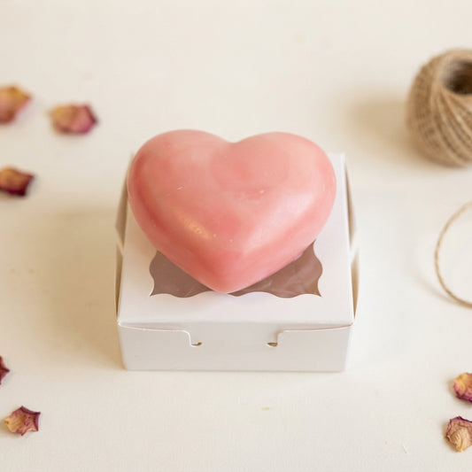 Decorative scented wax heart freshener in elegant romantic floral scents