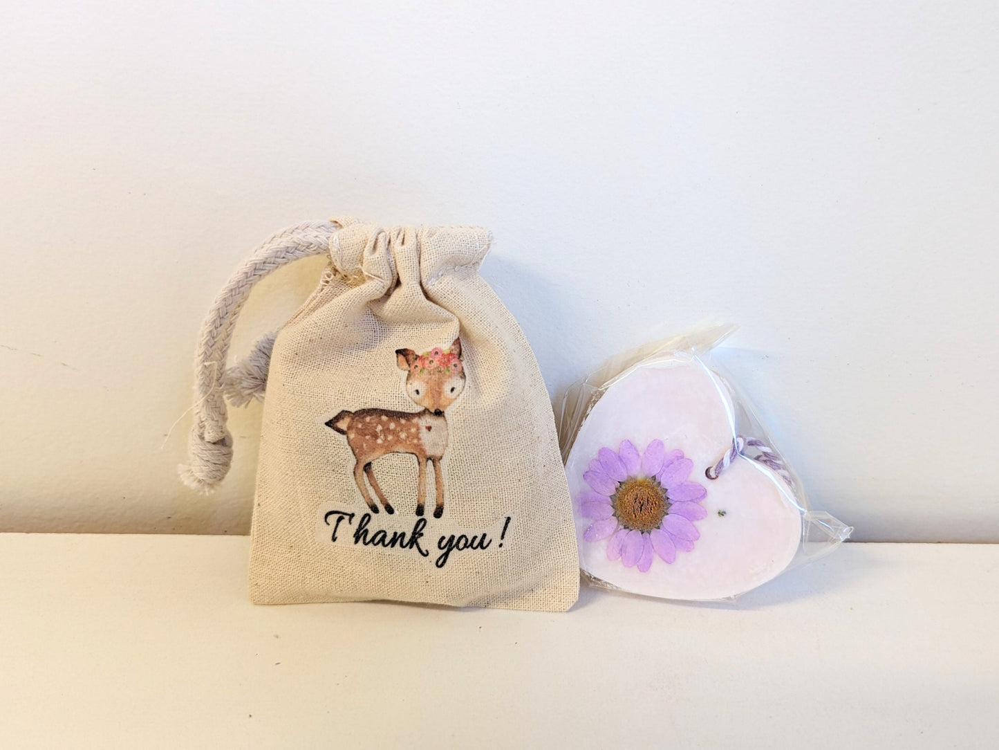 Baby shower favors . Woodland favors. Scented wax sachets . Personalized favor bags. woodland favors. Wax melts gift for guests