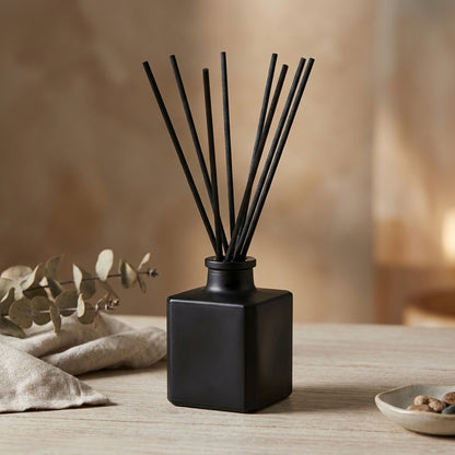 Bold & Masculine Reed Diffuser – Wood, Smoke & Obsidian